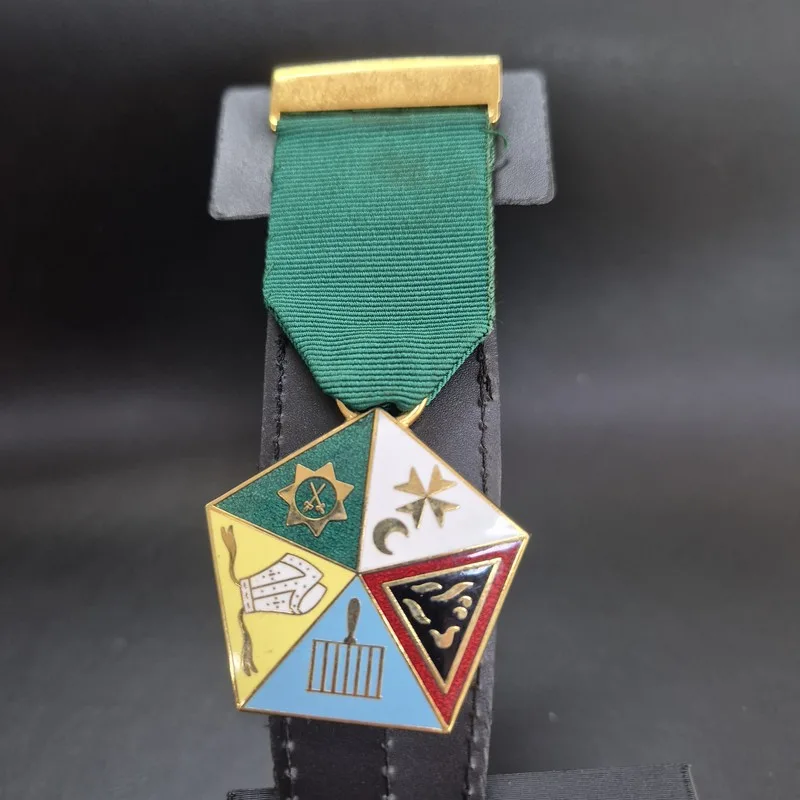 Medalha AMD - Graus Maçônicos Aliados — Frente