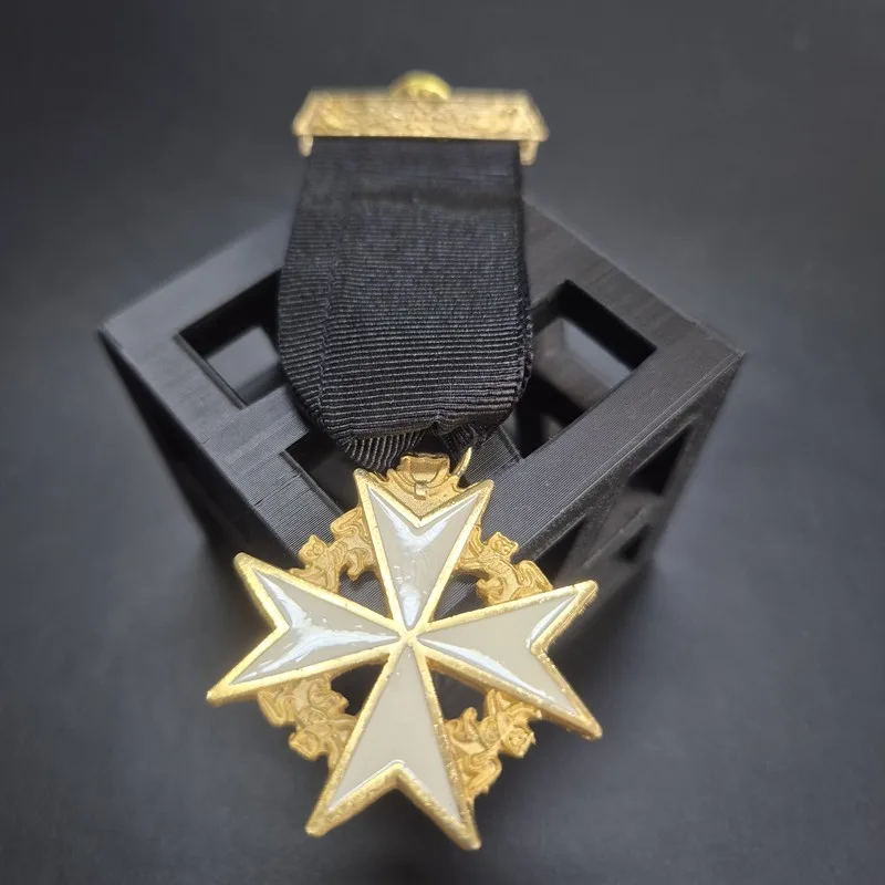 Medalha Cavaleiro de Malta — Frente